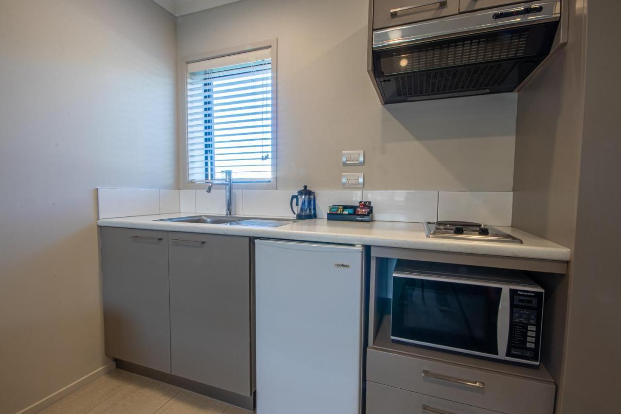 Amity Court Motel Stratford Εξωτερικό φωτογραφία