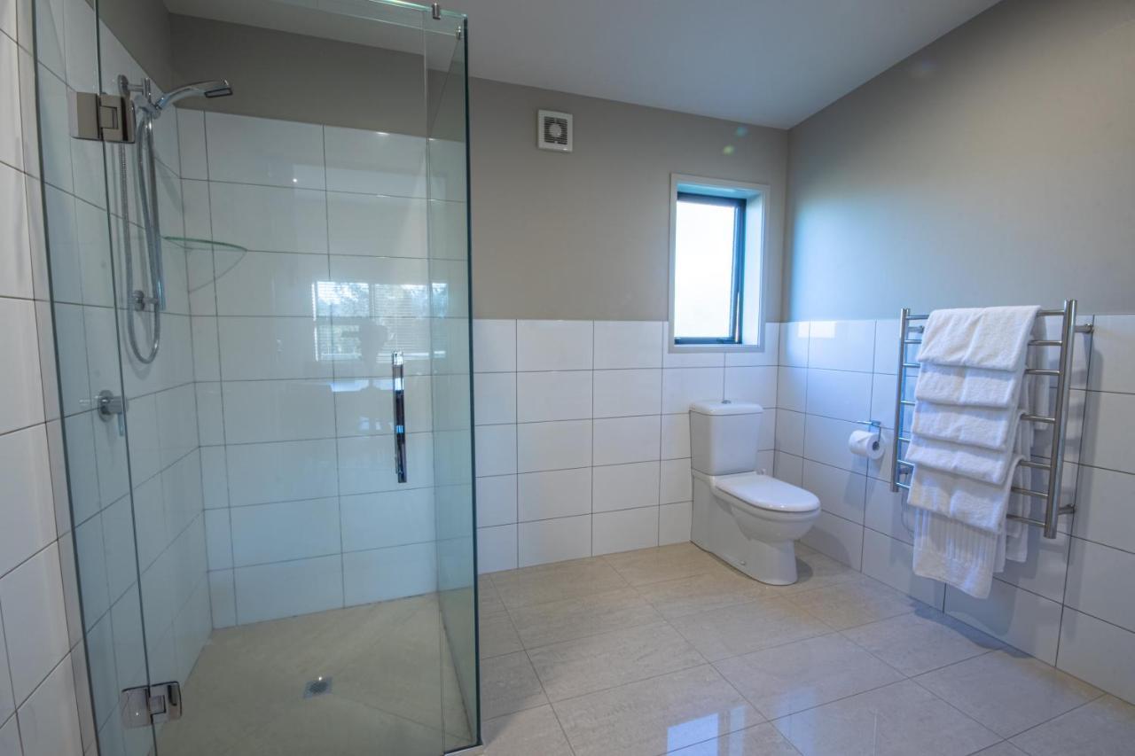 Amity Court Motel Stratford Εξωτερικό φωτογραφία