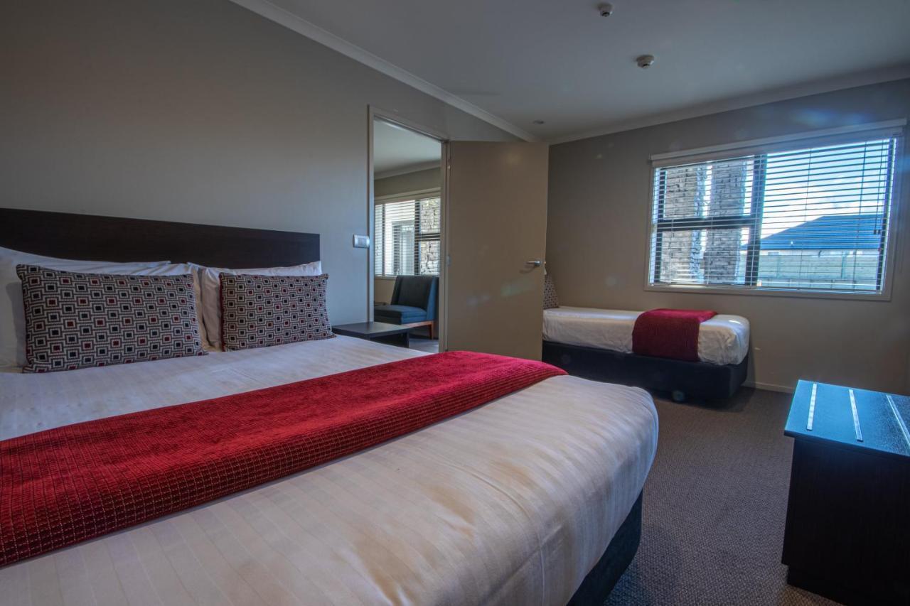 Amity Court Motel Stratford Εξωτερικό φωτογραφία