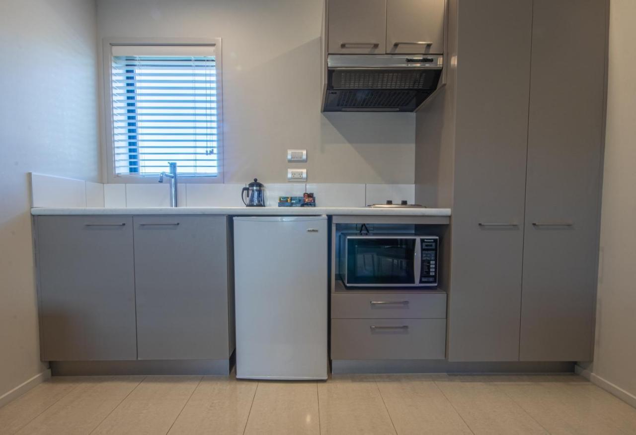 Amity Court Motel Stratford Εξωτερικό φωτογραφία