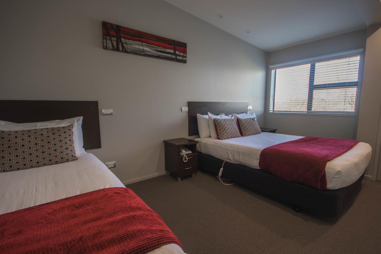 Amity Court Motel Stratford Εξωτερικό φωτογραφία