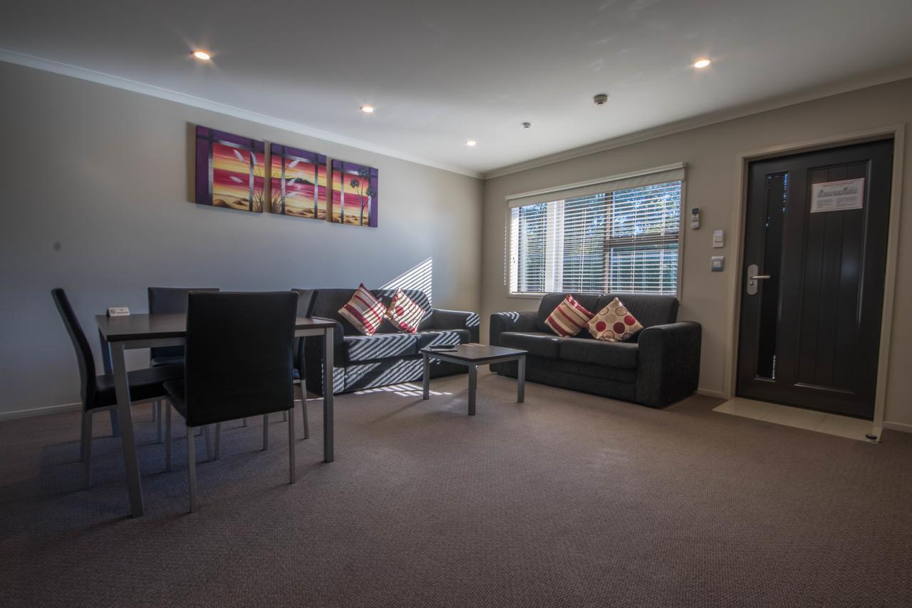 Amity Court Motel Stratford Εξωτερικό φωτογραφία
