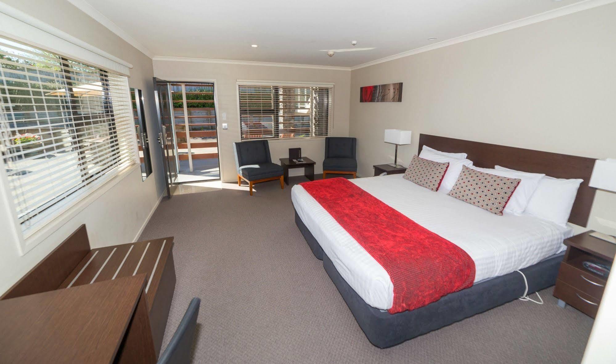 Amity Court Motel Stratford Εξωτερικό φωτογραφία